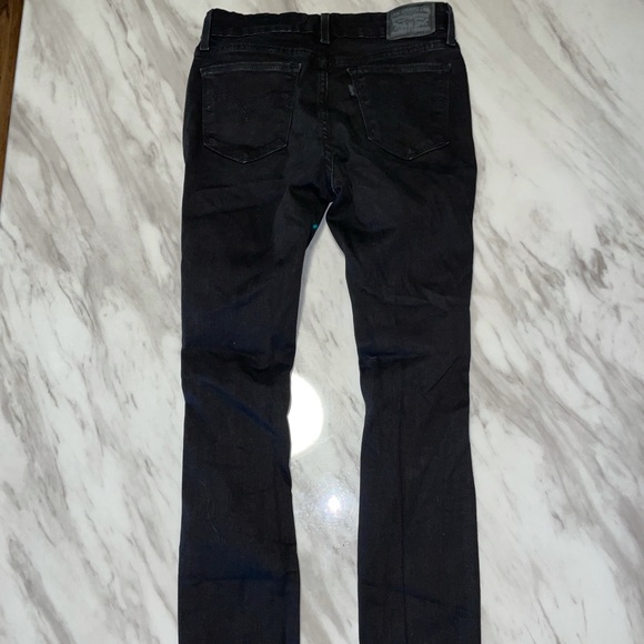 Size 27 black distressed jeans - Picture 3 of 4